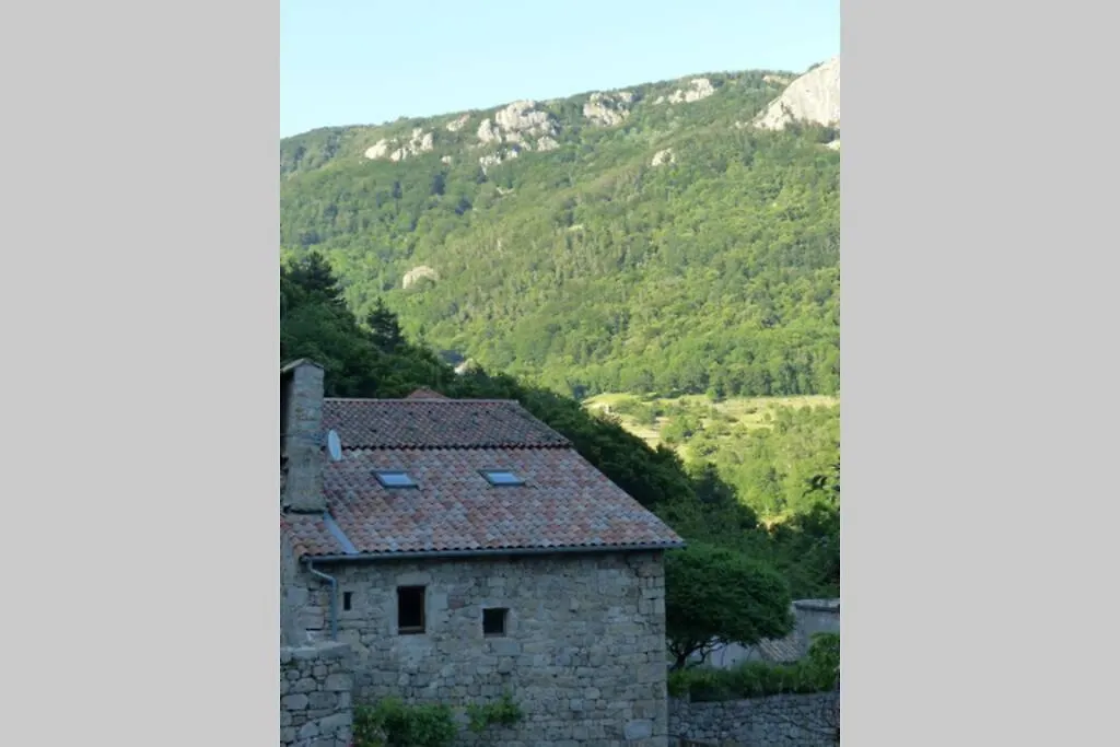 L'Oree Des Bois De Freyssenet / Labastide/Besorgue 0*, Labastide-sur-Besorgues France